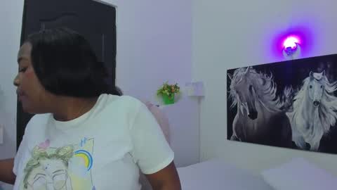 Snapshot of ebony_katterin chatting on 03.12.25 ebony_katterin online show from 03.12.25