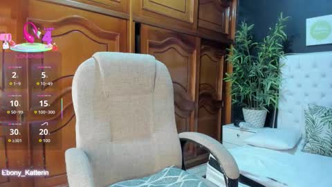 Snapshot of ebony_katterin chatting on 11.02.25 ebony_katterin online show from 11.02.25