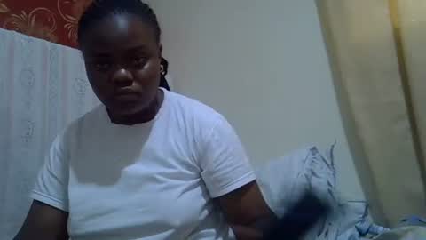 ebony_maria online show from 09.15.25