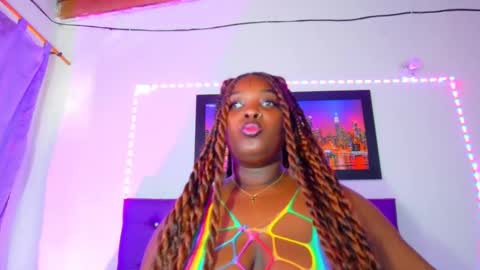 LINA  online show from 11.10.25