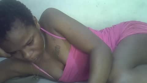 ebony_pearl59 online show from 04.13.26