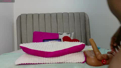 ebony_pearl69 online show from 04.24.26