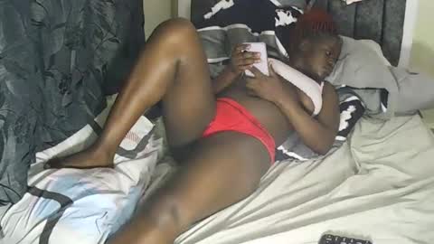 Snapshot of ebony_tasha chatting on 01.27.25 tasha online show from 01.27.25