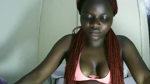 Snapshot of ebony_tasha chatting on 02.15.25 tasha online show from 02.15.25
