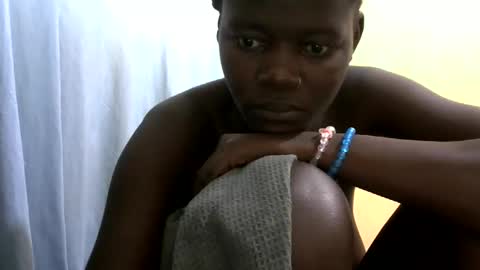 Snapshot of ebonybloom01 chatting on 10.30.25 ebonybloom01 online show from 10.30.25