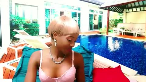 Snapshot of ebonycreamy69 chatting on 02.13.25 Nova online show from 02.13.25