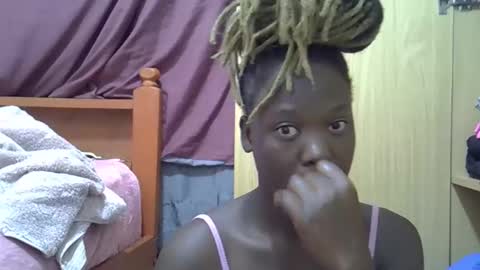 ebonydora online show from 12.17.25