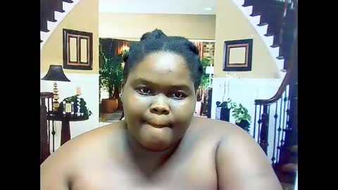 ebonyhotbuns4u2luv online show from 03.08.25