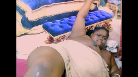 ebonyhotbuns4u2luv online show from 03.11.25