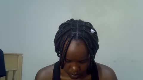 Ebony Luxe online show from 05.23.26