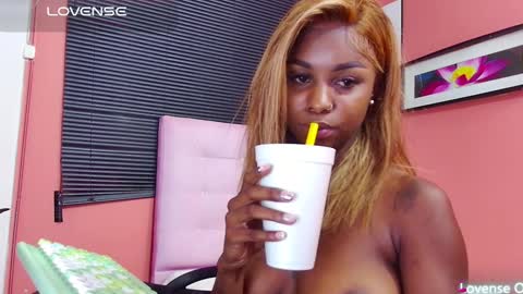 ebonyndsavage online show from 02.01.25