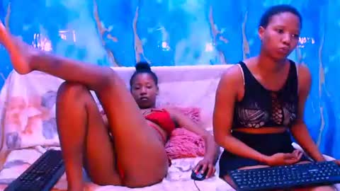 Snapshot of ebonypretty4u chatting on 10.08.25 ebonypretty4u online show from 10.08.25