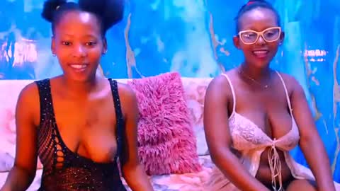 Snapshot of ebonypretty4u chatting on 10.12.25 ebonypretty4u online show from 10.12.25