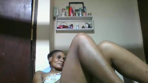 Snapshot of ebonyqueen4 chatting on 05.14.26 JACKLINE online show from 05.14.26