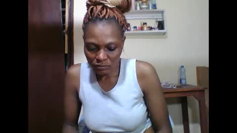Snapshot of ebonyqueen4 chatting on 06.04.26 JACKLINE online show from 06.04.26