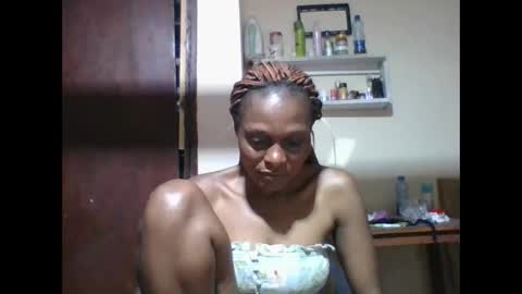 Snapshot of ebonyqueen4 chatting on 06.06.26 JACKLINE online show from 06.06.26