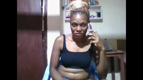 Snapshot of ebonyqueen4 chatting on 06.08.26 JACKLINE online show from 06.08.26