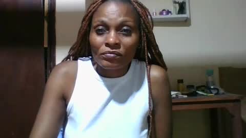 Snapshot of ebonyqueen4 chatting on 06.12.26 JACKLINE online show from 06.12.26