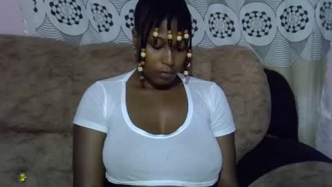 Snapshot of ebonysk chatting on 04.29.26 pretty online show from 04.29.26
