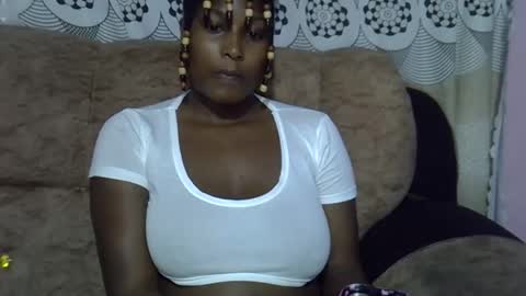Snapshot of ebonysk chatting on 05.11.26 pretty online show from 05.11.26