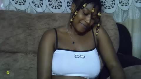 Snapshot of ebonysk chatting on 05.22.26 pretty online show from 05.22.26
