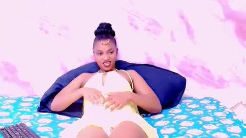 Snapshot of ebonystarlite1 chatting on 03.04.25 Candy online show from 03.04.25