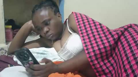 Ebonyval online show from 09.16.25