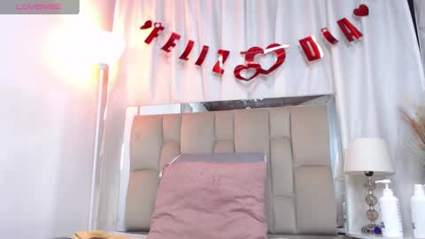 Snapshot of eda_bonne chatting on 02.14.25 Edda online show from 02.14.25