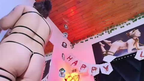 Snapshot of eda_bonne chatting on 10.23.25 Edda online show from 10.23.25