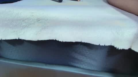 Snapshot of eda_bonne chatting on 11.18.25 Edda online show from 11.18.25