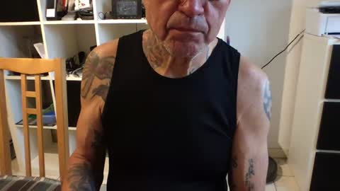 Snapshot of eddelmar chatting on 12.07.24 eddelmar online show from 12.07.24