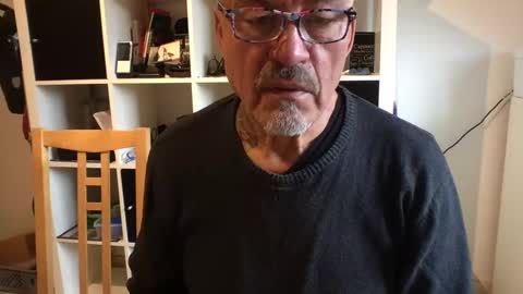 Snapshot of eddelmar chatting on 01.03.25 eddelmar online show from 01.03.25