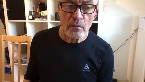 Snapshot of eddelmar chatting on 02.15.25 eddelmar online show from 02.15.25