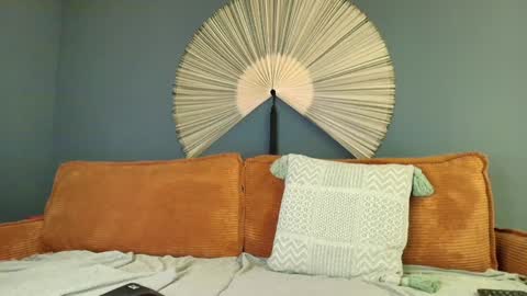 Eddie online show from 12.18.24