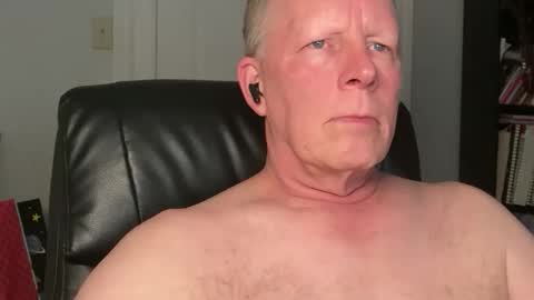 Snapshot of eddygl1968 chatting on 01.08.26 Eddy online show from 01.08.26