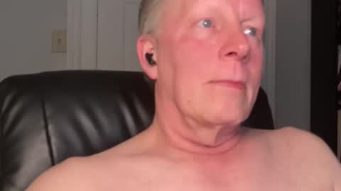 Snapshot of eddygl1968 chatting on 02.26.26 Eddy online show from 02.26.26