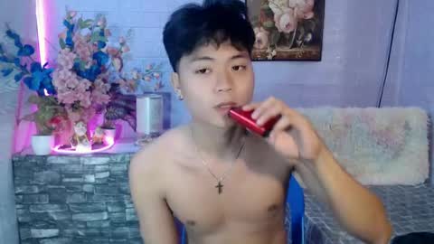 edelcum_xx online show from 06.19.26
