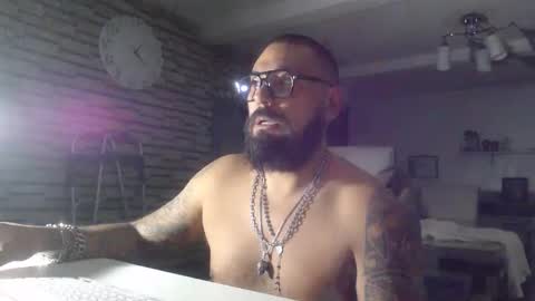 Snapshot of edgarram83 chatting on 10.21.25 edgarram83 online show from 10.21.25