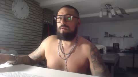 Snapshot of edgarram83 chatting on 11.17.25 edgarram83 online show from 11.17.25