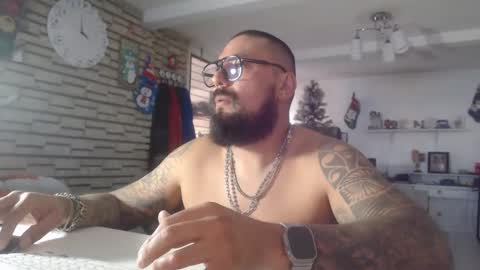 Snapshot of edgarram83 chatting on 11.22.25 edgarram83 online show from 11.22.25