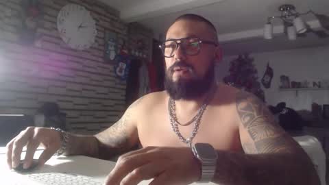 Snapshot of edgarram83 chatting on 11.28.25 edgarram83 online show from 11.28.25