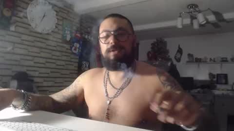 Snapshot of edgarram83 chatting on 12.05.25 edgarram83 online show from 12.05.25