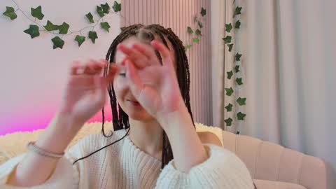 Snapshot of edithgalpin chatting on 01.26.25 Lisa online show from 01.26.25