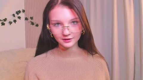 Snapshot of edithgalpin chatting on 02.12.25 Lisa online show from 02.12.25