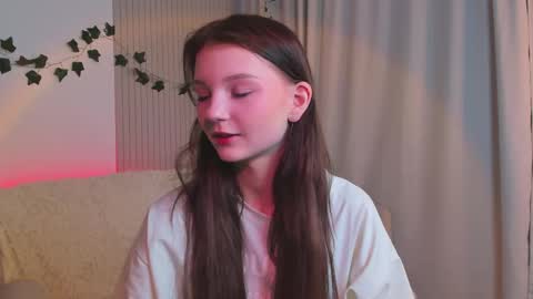 Snapshot of edithgalpin chatting on 02.20.25 Lisa online show from 02.20.25