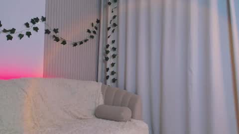 Snapshot of edithgalpin chatting on 02.25.25 Lisa online show from 02.25.25