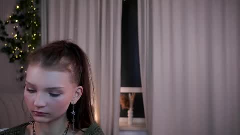 Lisa  online show from 03.14.26