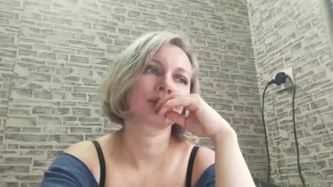 edithmanning online show from 02.07.25