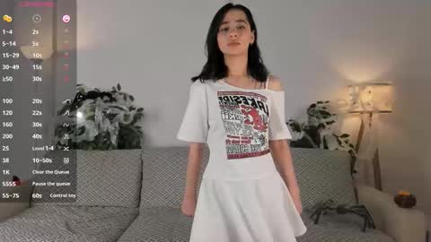 Snapshot of edlacarleton chatting on 10.30.25 Nikki online show from 10.30.25