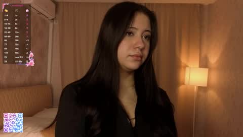 Snapshot of edlinblink chatting on 04.21.26 Reina online show from 04.21.26